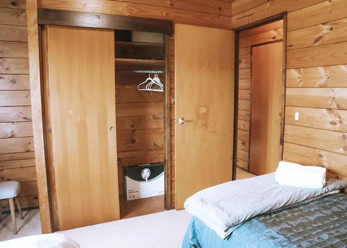 3 Bedroom Sleeps 6 Fast Wifi Free Parking Ideal For Families Or Longer Work Holiday home *