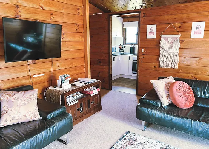 3 Bedroom Sleeps 6 Fast Wifi Free Parking Ideal For Families Or Longer Work Rotorua
